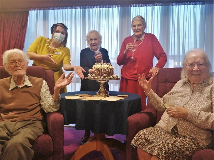 Cheltenham care home dines through the decades with special guest